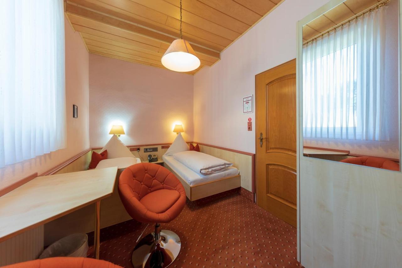 Hotel Hoehn Ruedesheim am Rhein Exterior photo